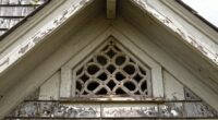 vintage architecture ventilation features