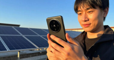 Motorola Surges In Global Coverage