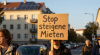 Demonstration Gegen Steigende Mieten In Berlin - Tagesschau.de
